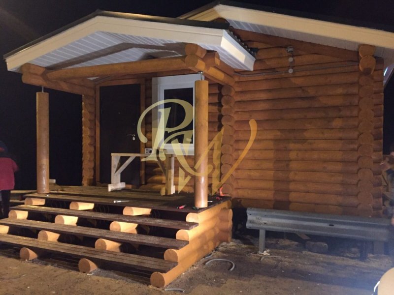 Крыльцо из калиброванного бревна