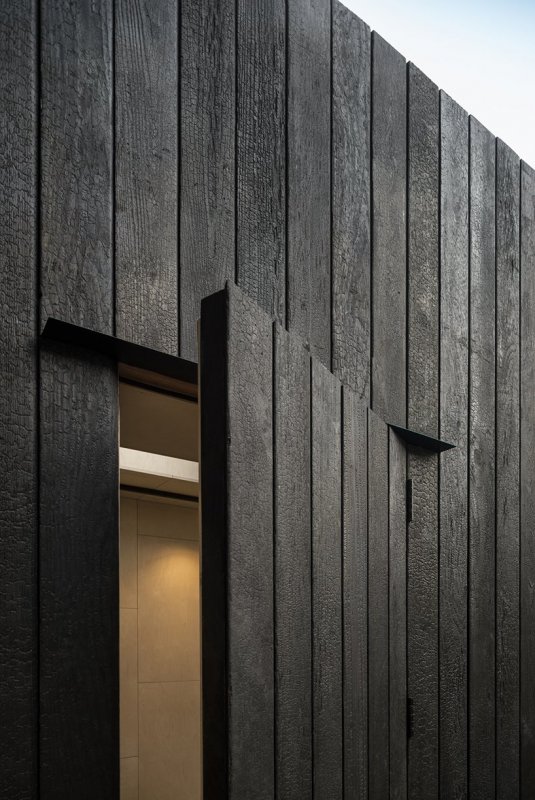 Shou Sugi ban фасад