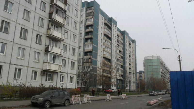 Долгоозерная ул., 13