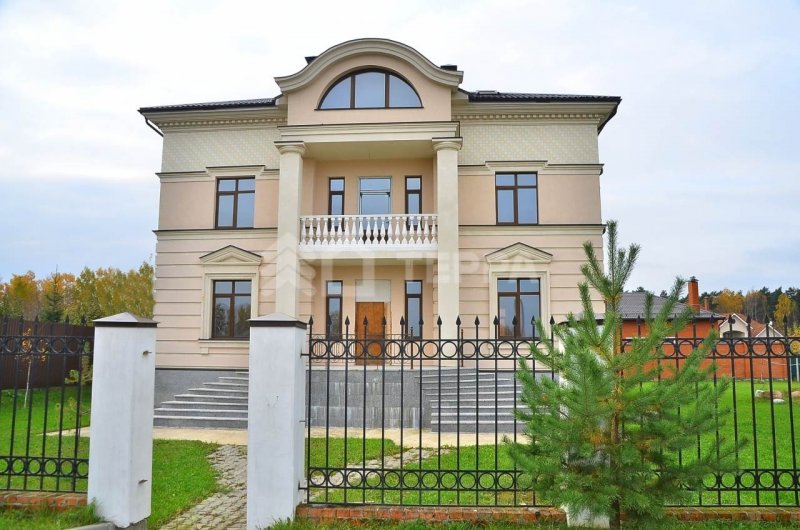 Особняк Успенской на Новорижском шоссе