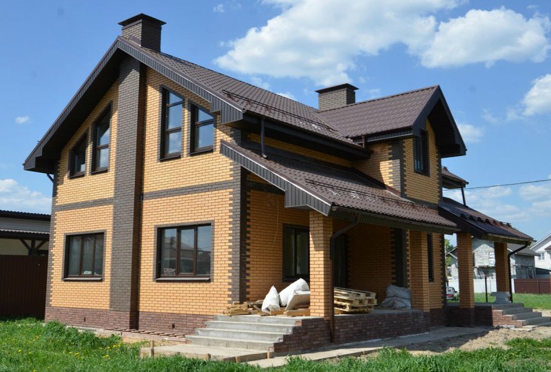 Кирпичный дом