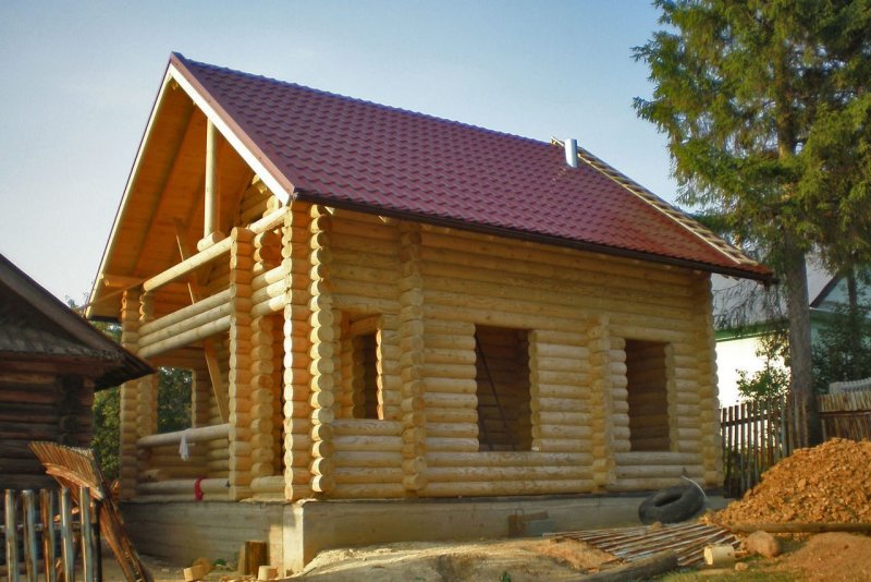 Постройки из оцилиндрованного бревна