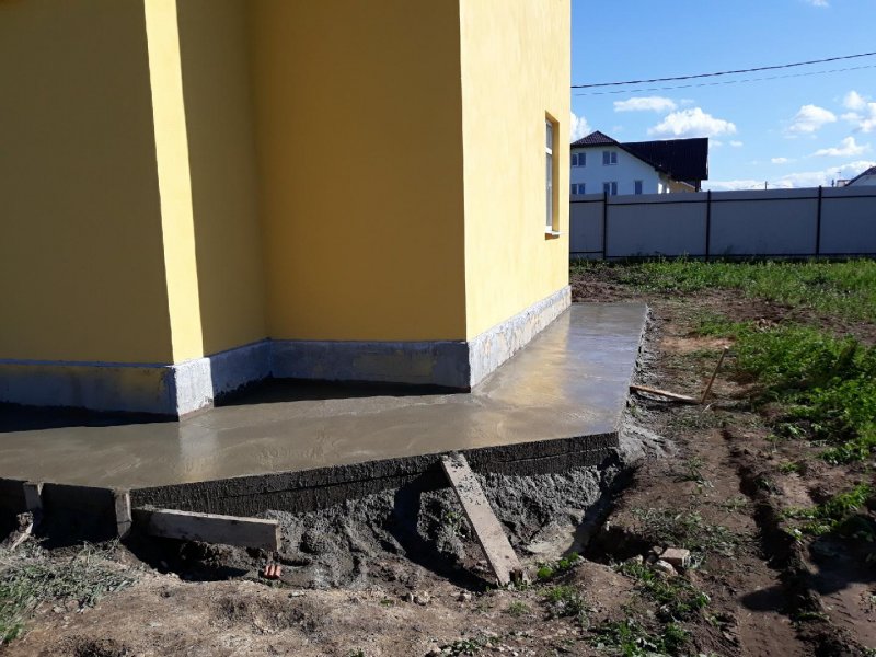 Бетонная отмостка