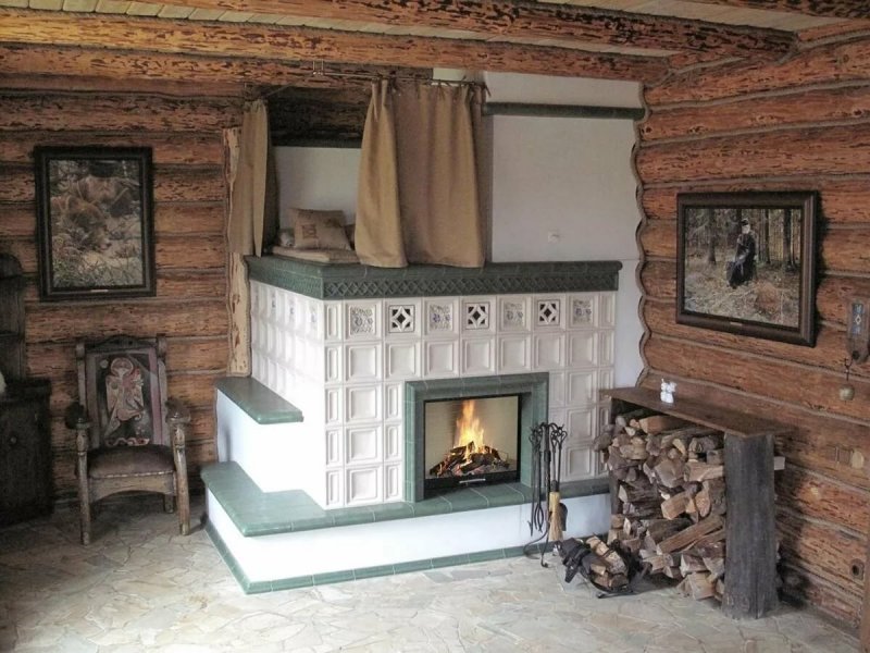 Русская печь с камином и лежанкой