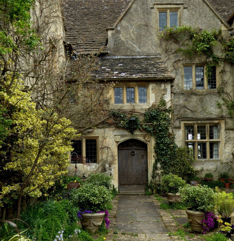 Abbey House Gardens, Malmesbury