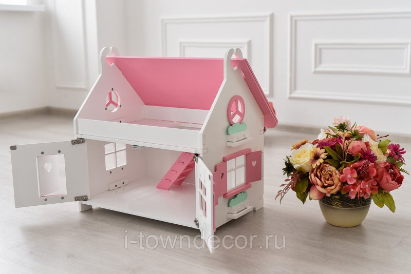 Дом для маленьких кукол
