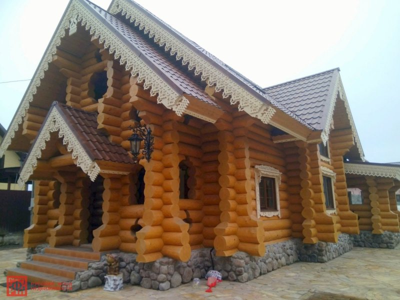 Дом сруб зимой