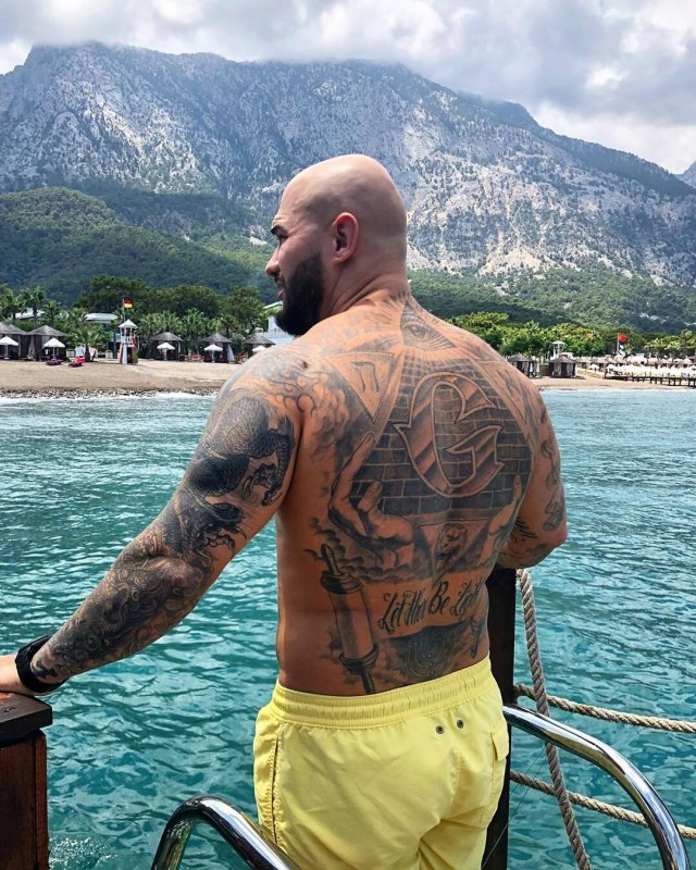 Оксана и рэпер