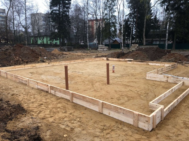 Закладные под монолитную плиту