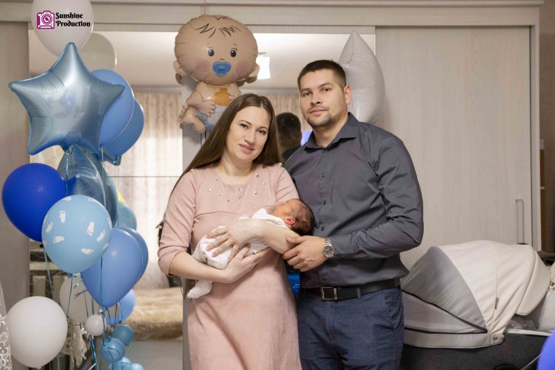 Выписка из роддома зимой