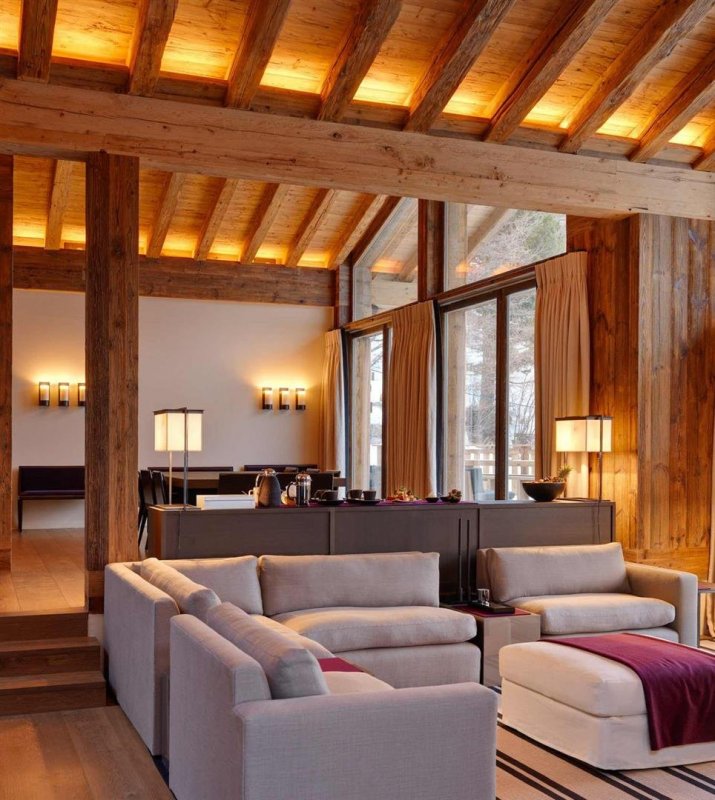 Chalet Interior шинопровод