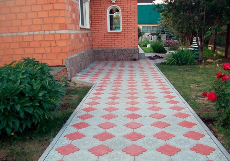 Двор из брусчатки Краковский Клевер