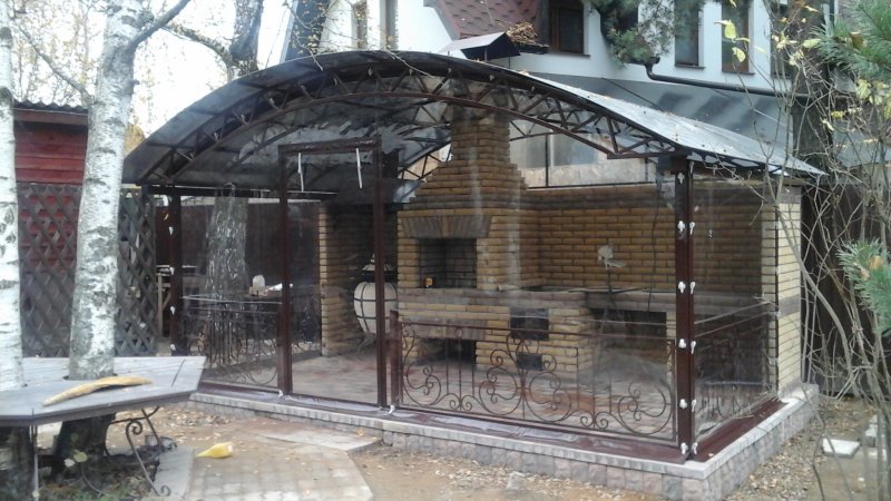 Кованые беседки с мангалом