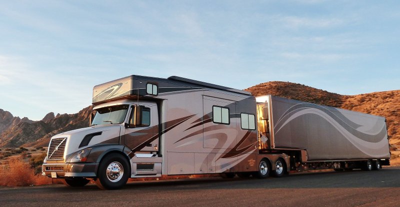 Volvo VNL 300