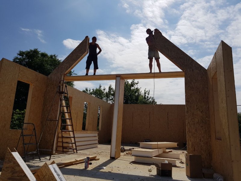 Постройка дома из СИП панелей