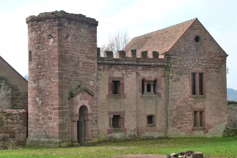 Старые кирпичные замки