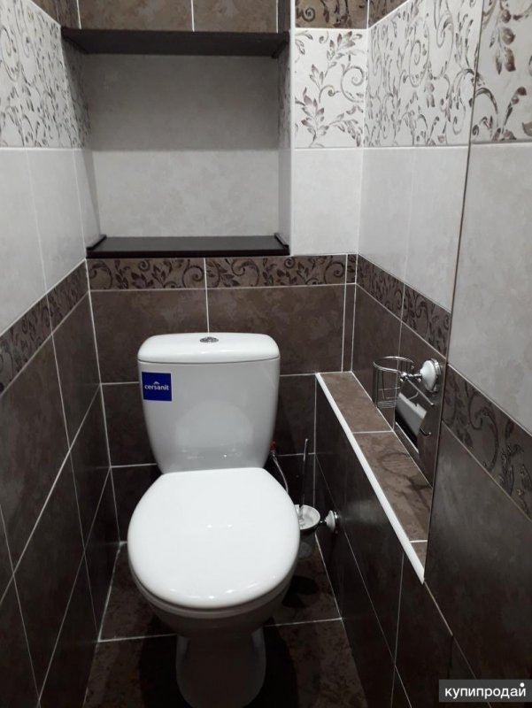Туалет в фиолетовых тонах