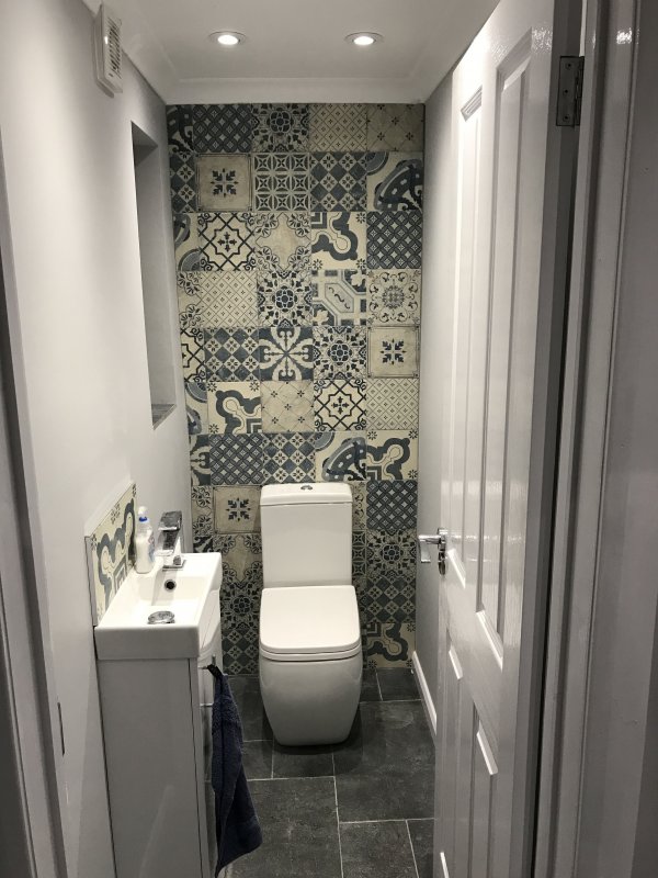 Плитка в раздельном санузле