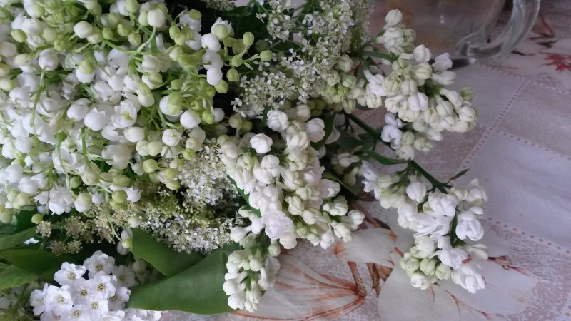 Букет невесты из ландышей