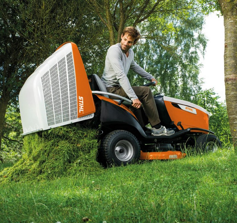 Садовый трактор Viking MT6112.1C