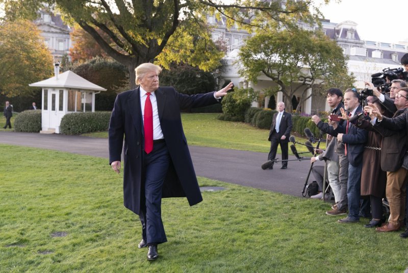 Дональд Трамп в белом доме