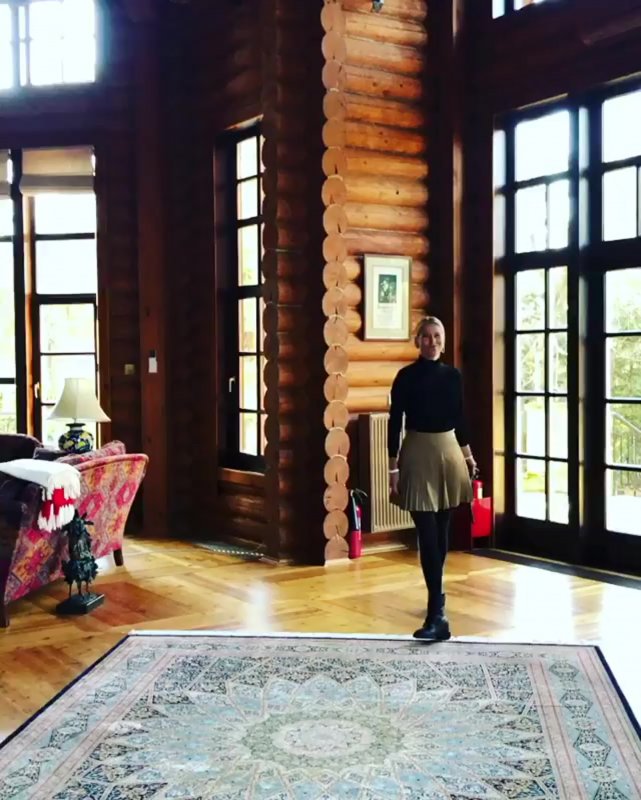 Дом Кончаловского и Высоцкой на Николиной горе