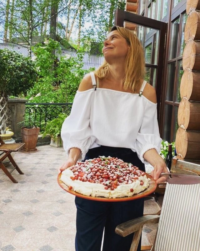 Юлия Высоцкая дом