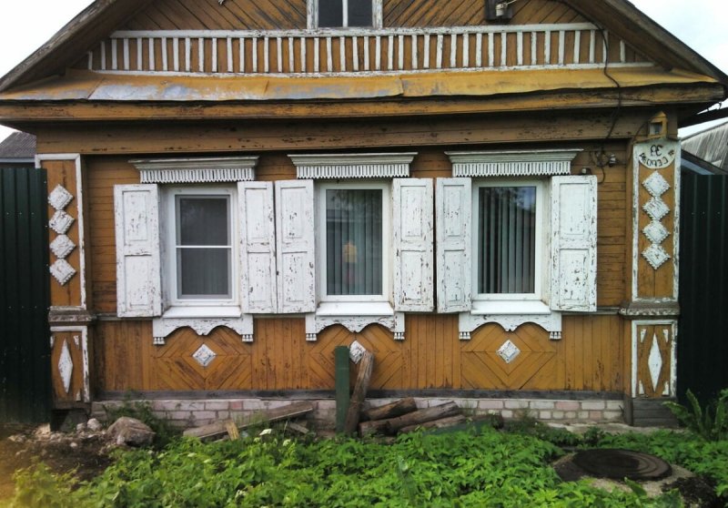 Пластиковые окна в деревянный деревенский дом