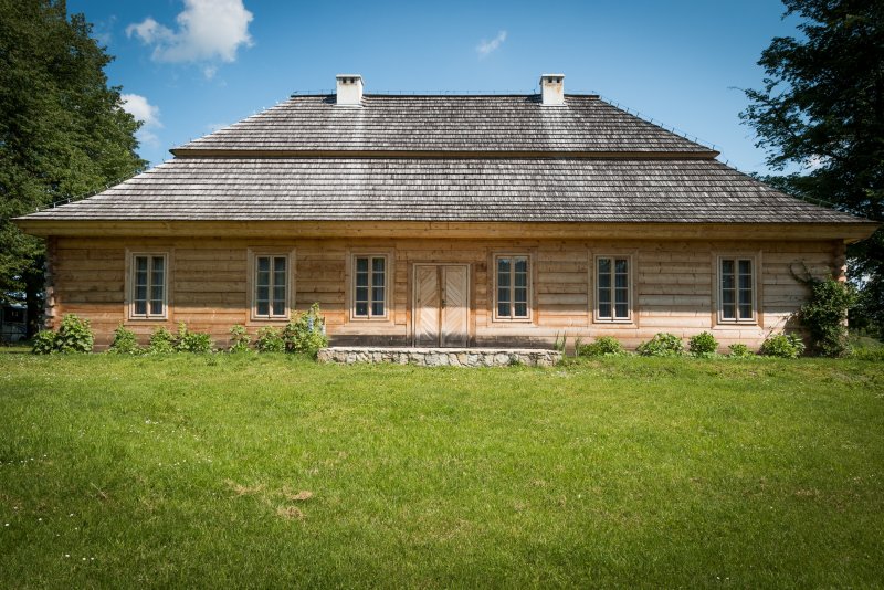 Фасады деревенских домов