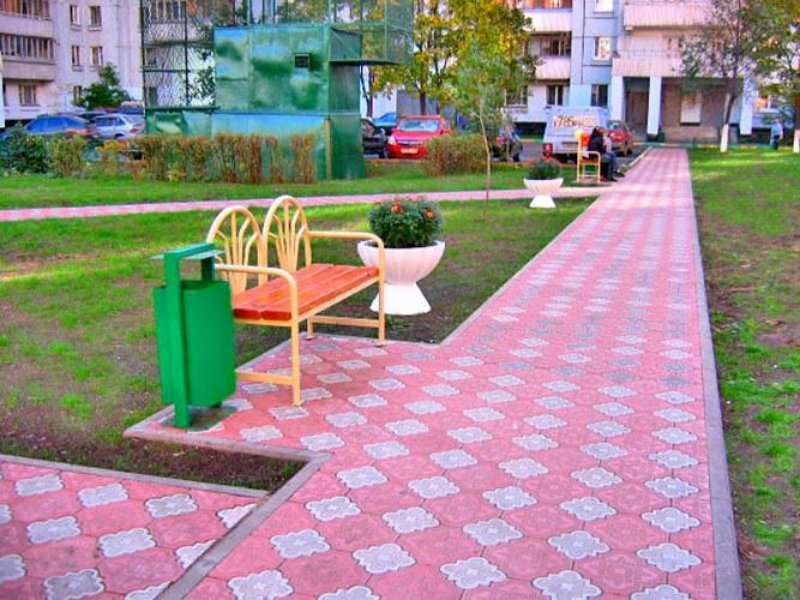 Придомовая плитка