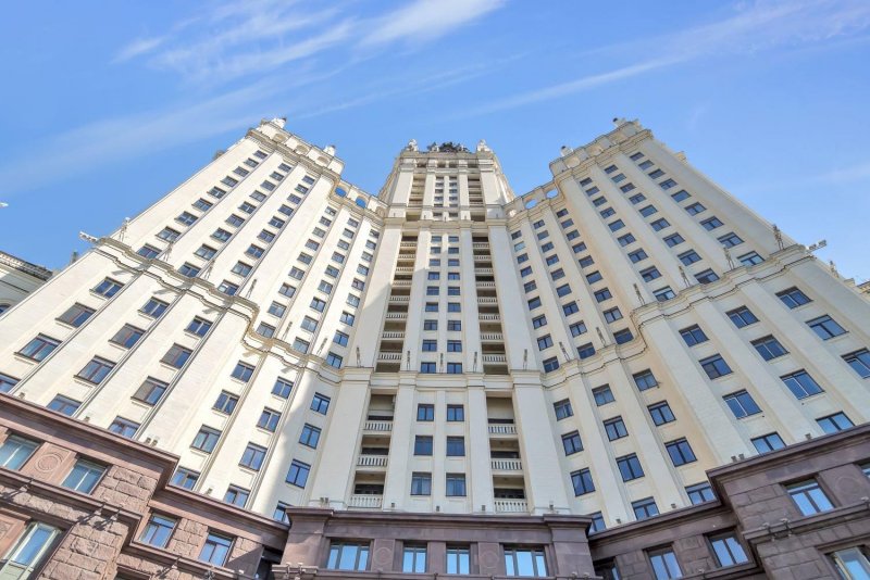 Квартиры в высотке на Котельнической набережной