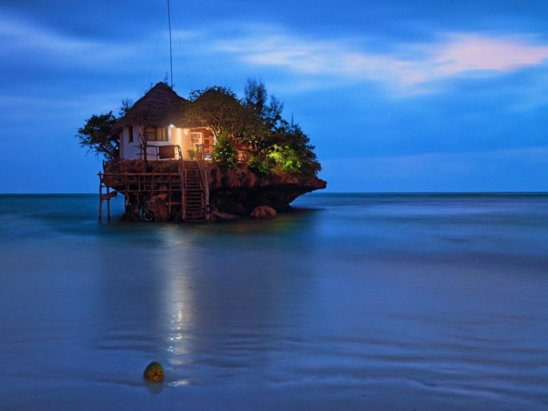 The Rock Restaurant Занзибар