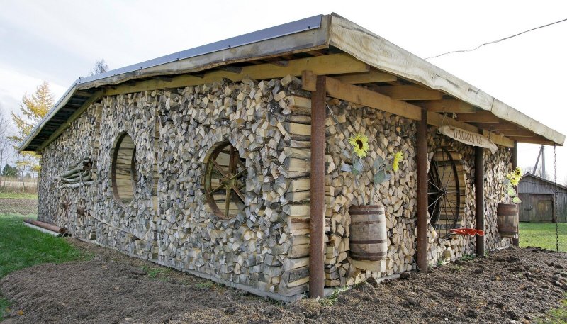 Сарай из березы
