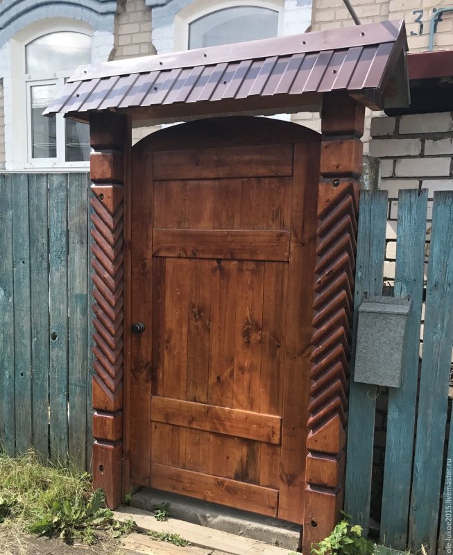 Красивая калитка из металла на дачный участок