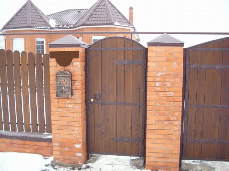 Калитка двухстворчатая деревянная