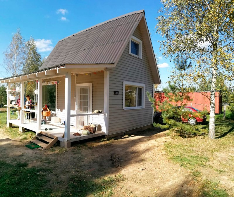 Красивые дачные домики эконом класса