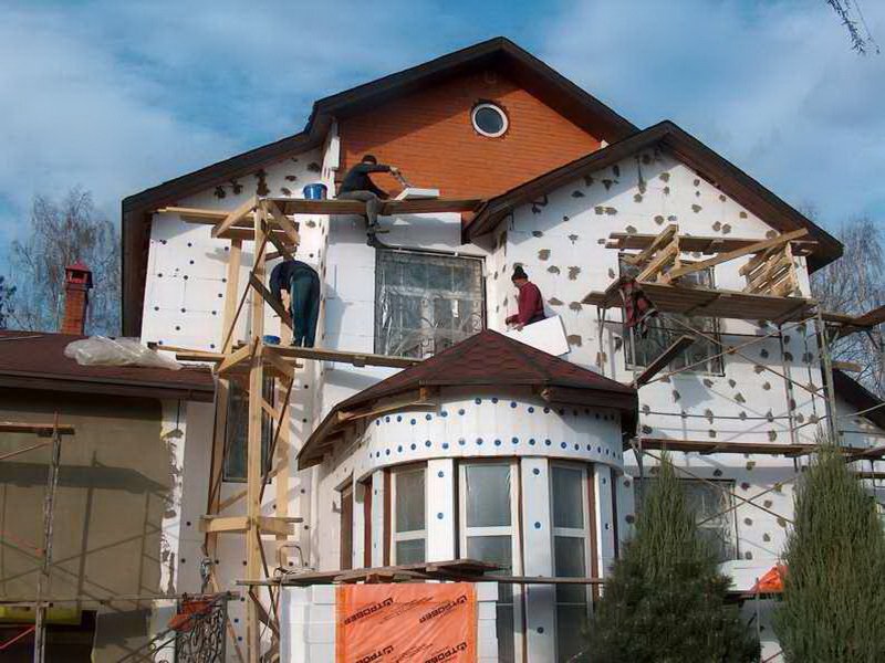 Крепление пенопласта к наружной стене