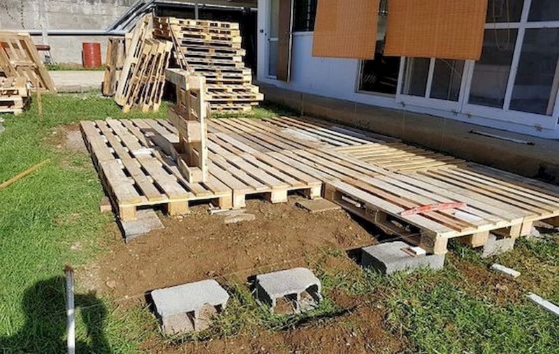 Терраса из поддонов