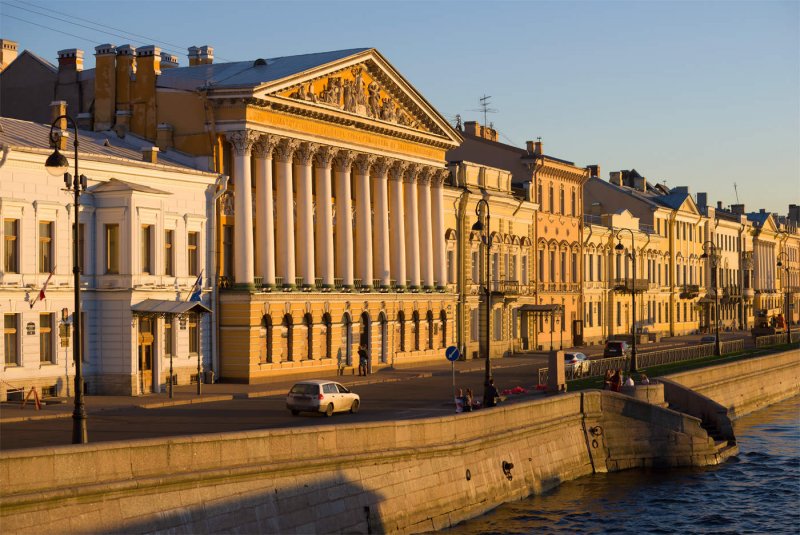 Парадный зал особняк Румянцева