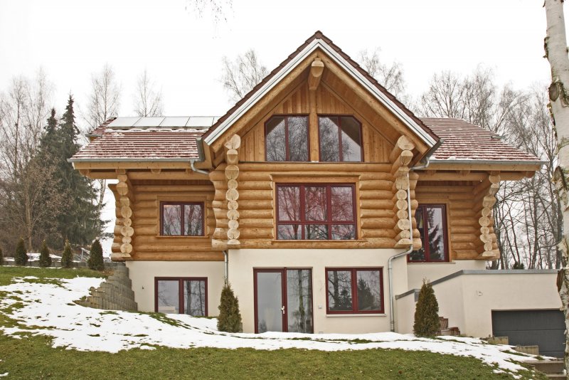 Комбинированные дома из сруба