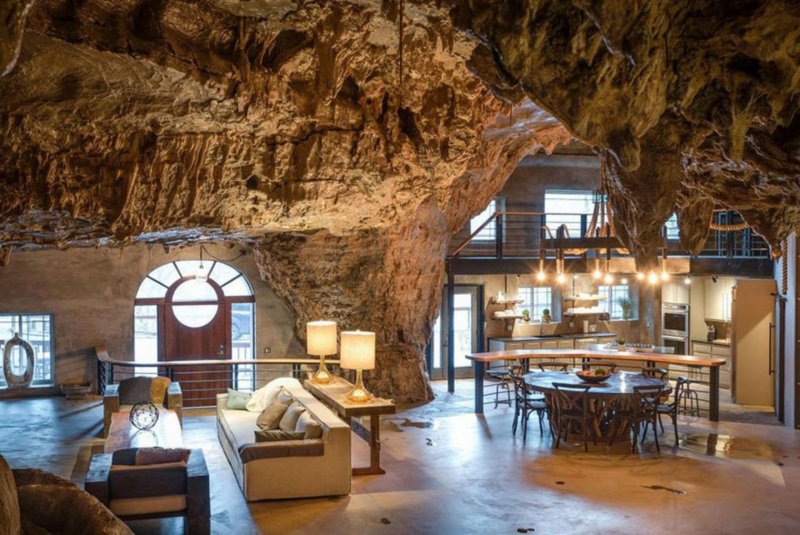 Пещерный дворец Cave Palace Ranch, Юта, США