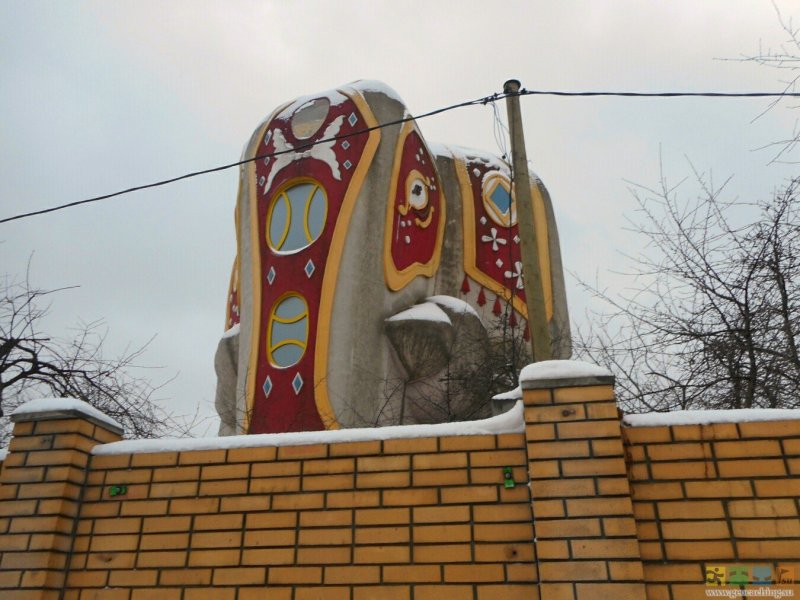 Дом в виде слона на Новорязанском шоссе