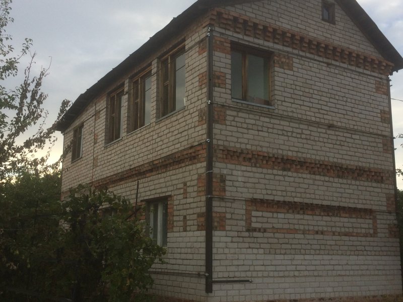 Стяжка дома от трещин в стенах