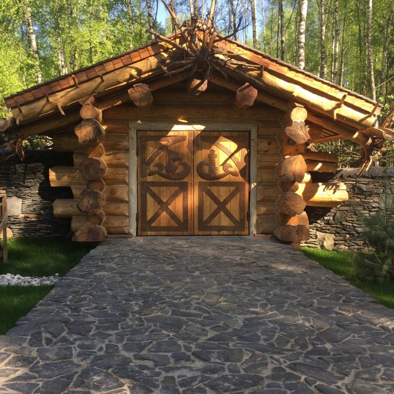 Дома из лиственницы в диком стиле