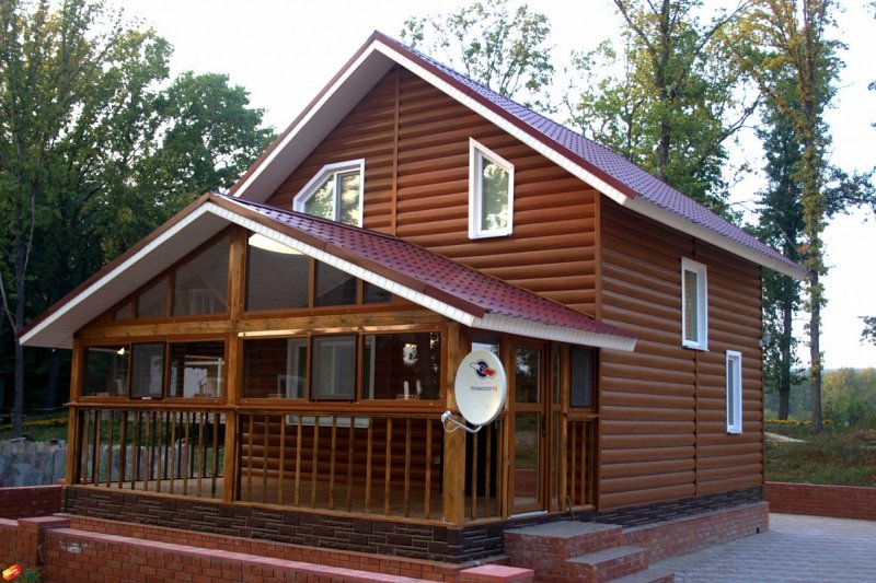 Каркасный дом под дерево