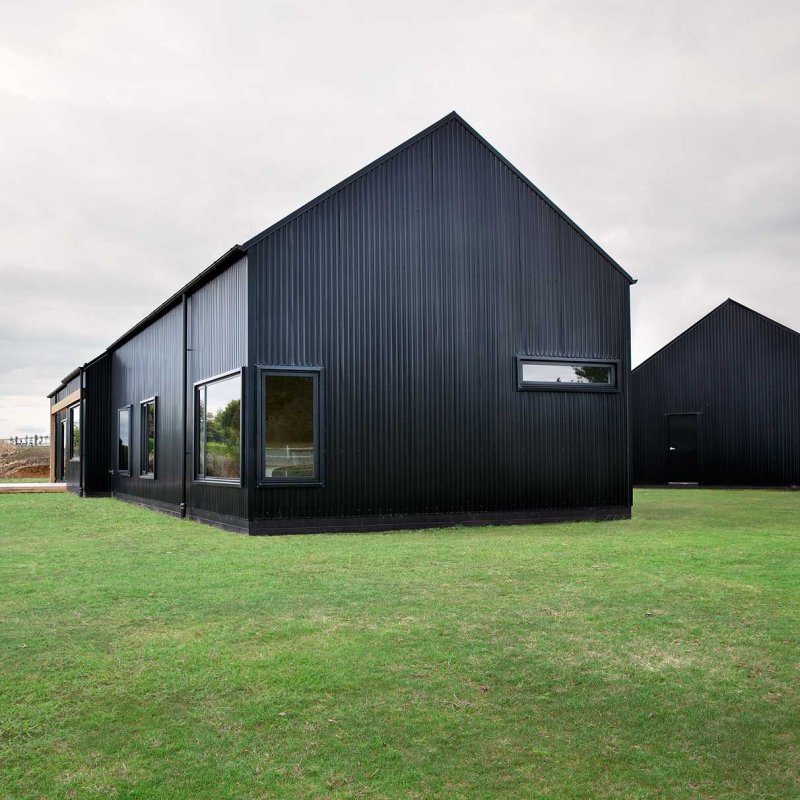 Дом-сарай Barn House