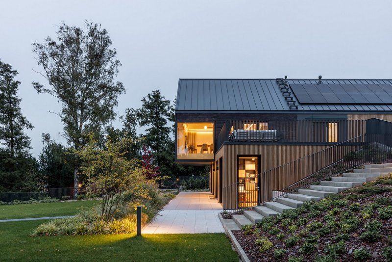 Single House