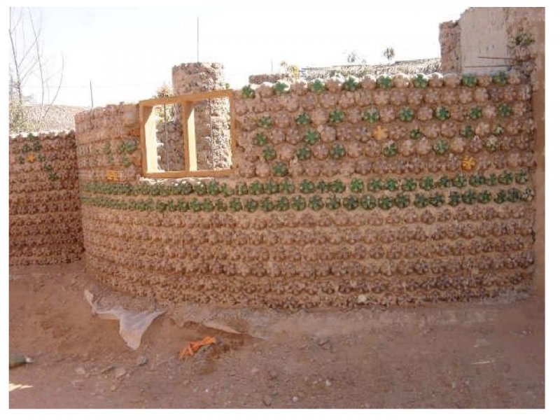 Пластиковые бутылки в строительстве
