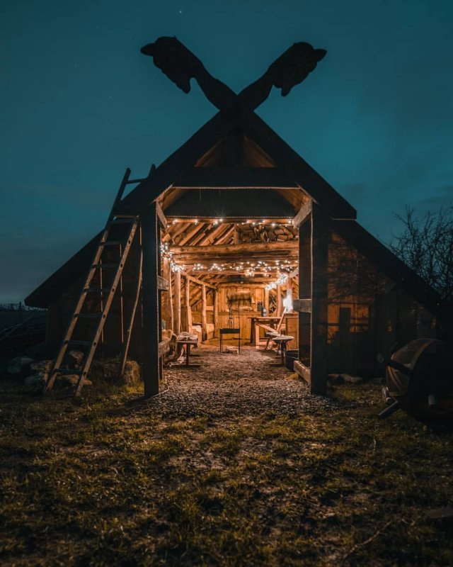 Крыши домов викингов