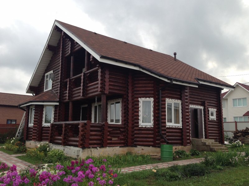 Крыльцо мятного цвета
